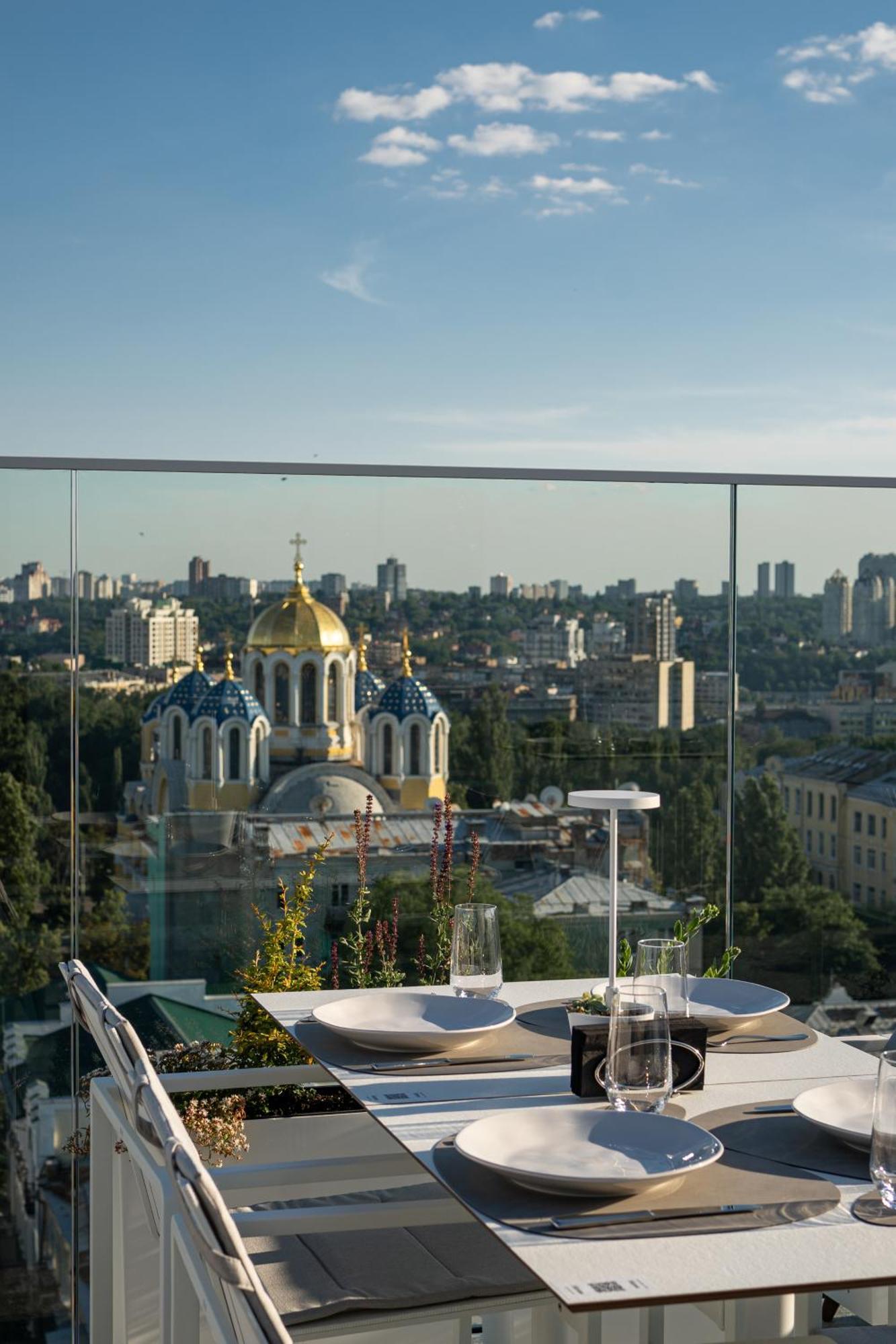 11 Mirrors Design Hotel Kiev Eksteriør bilde